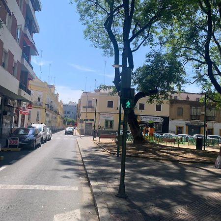 Апартаменты La Casita De La Puerta De Carmona Севилья Экстерьер фото