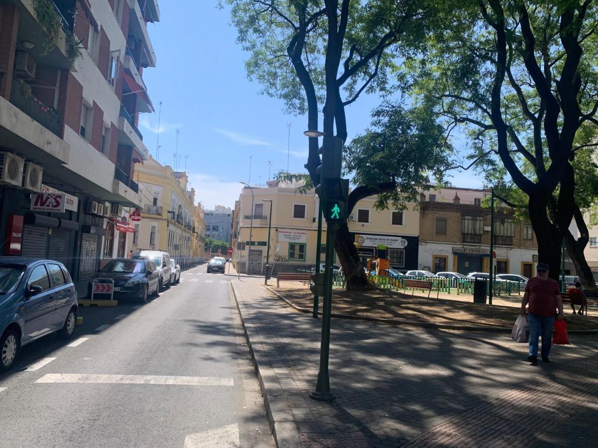 Апартаменты La Casita De La Puerta De Carmona Севилья Экстерьер фото